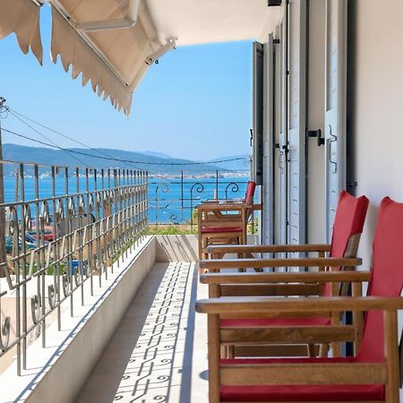Axs First Floor Apartment Aegina Town Exterior foto
